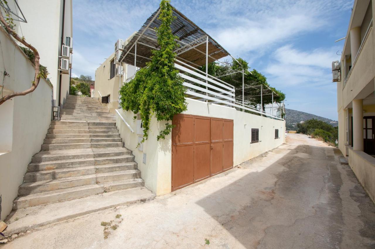 Appartamento La casa di Nonno Milna  Esterno foto